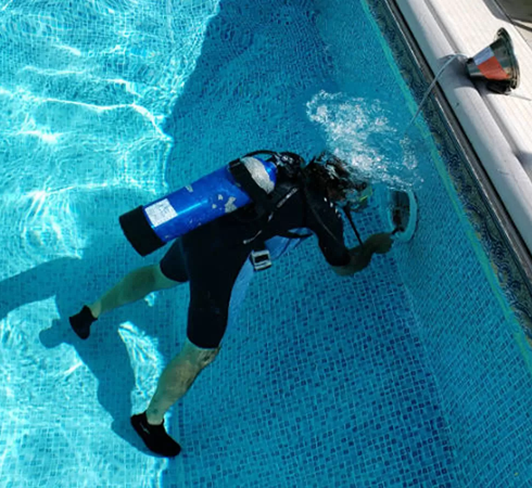 caca vazamento piscina